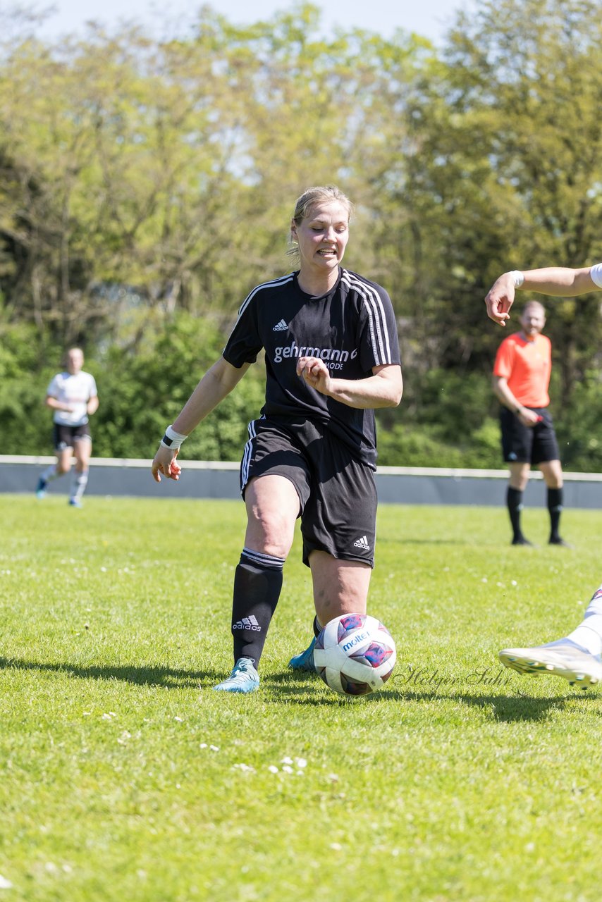 Bild 105 - F SV Henstedt Ulzburg - SV Fortuna Boesdorf : Ergebnis: 3:1